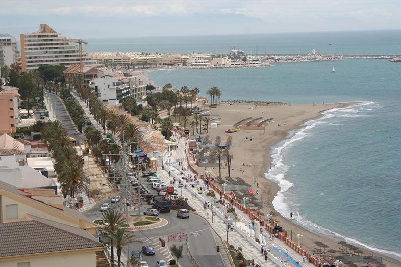 apartamento con vista al mar Benalmádena Esterno foto